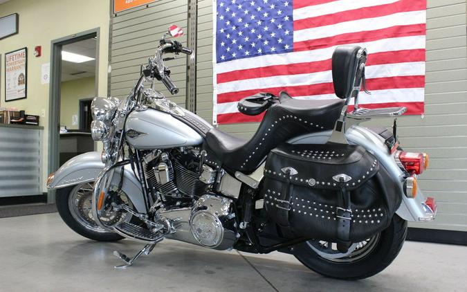 2015 Harley-Davidson® FLSTC - Heritage Softail® Classic