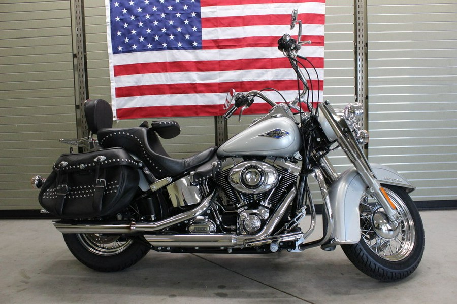 2015 Harley-Davidson® FLSTC - Heritage Softail® Classic