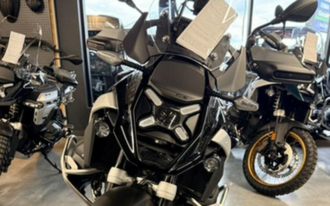 2026 BMW R 1300 GS Triple Black