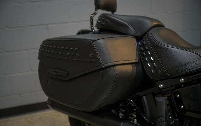2023 Harley-Davidson Softail Heritage Classic Cruiser FLHCS