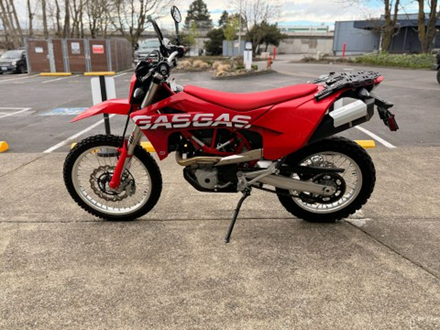 2024 GASGAS ES 700