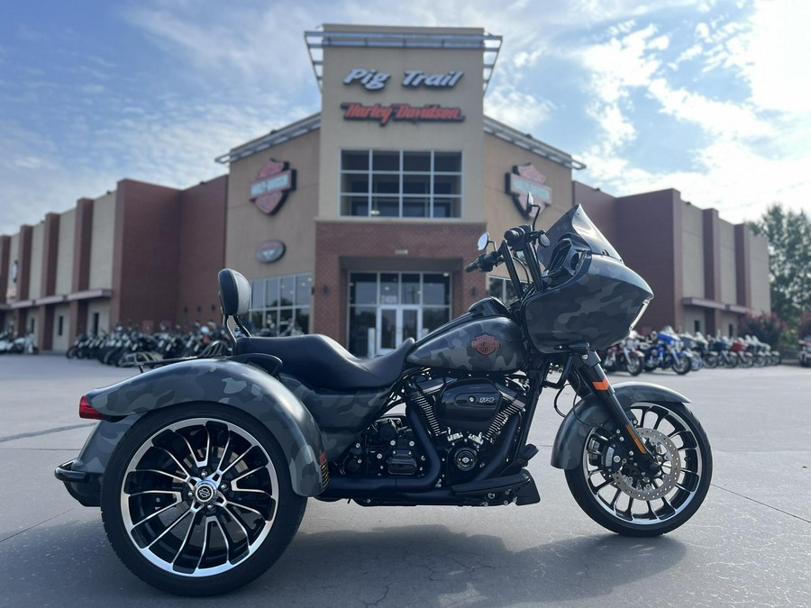 2025 Harley-Davidson® FLTRT Road Glide® 3 CUSTOM CAMO WRAP 855279