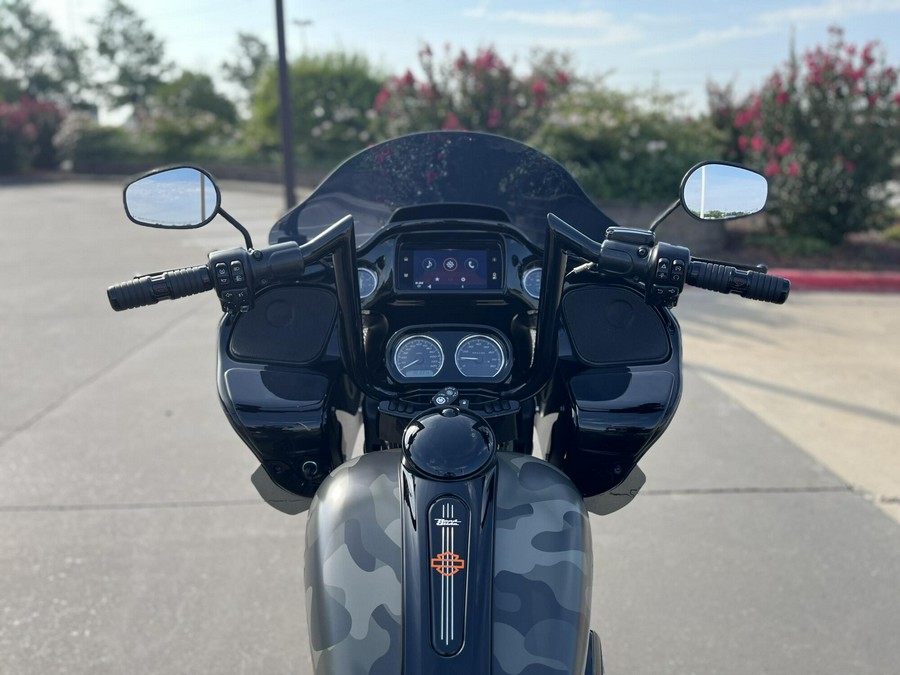 2025 Harley-Davidson® FLTRT Road Glide® 3 CUSTOM CAMO WRAP 855279