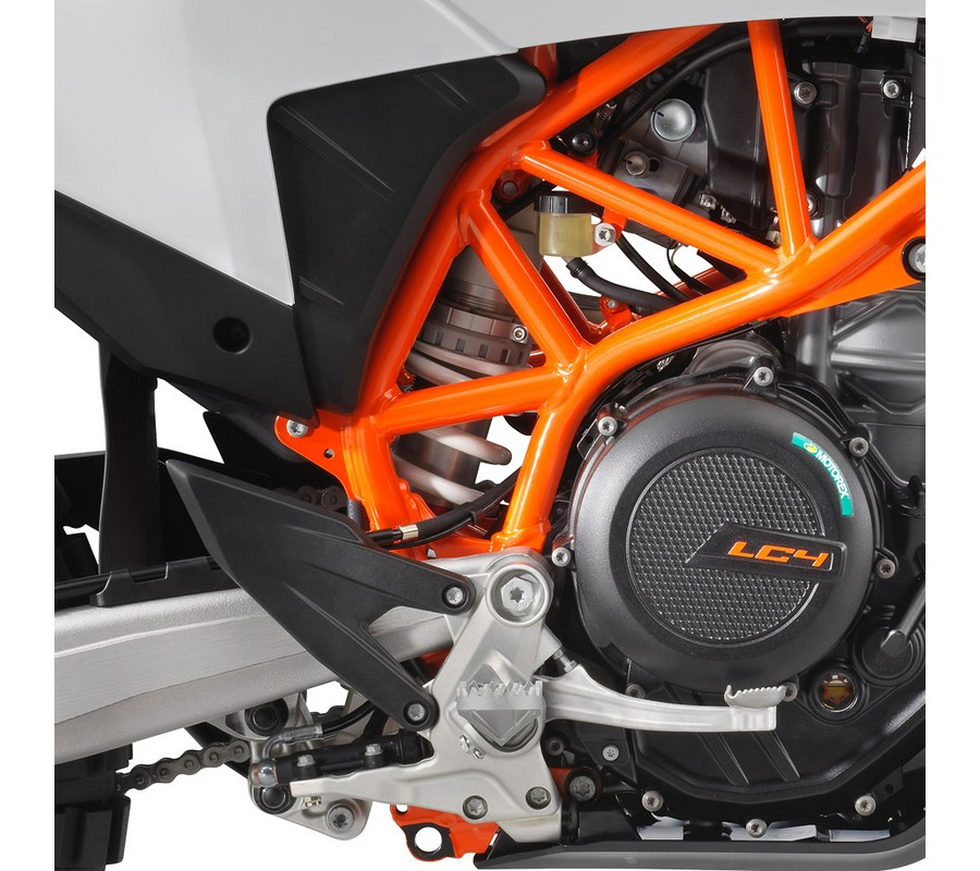 2027 KTM 690 Enduro R