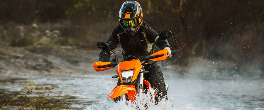 2027 KTM 690 Enduro R