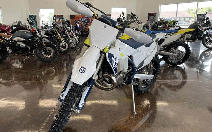 2022 Husqvarna® TX 300i