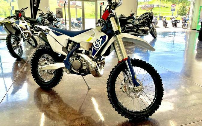 2022 Husqvarna® TX 300i