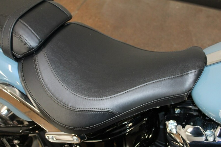 Harley-Davidson Fat Boy 114 2024 FLFBS 84385448 SHARKSKIN W/ PINSTRIPE