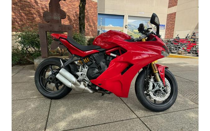 2019 Ducati SuperSport S Red