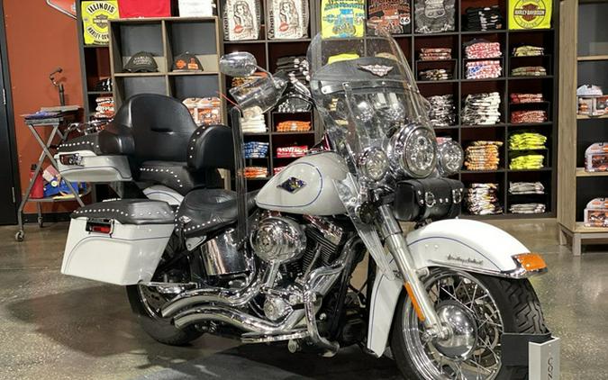 2012 Harley-Davidson Softail FLSTC - Heritage Classic