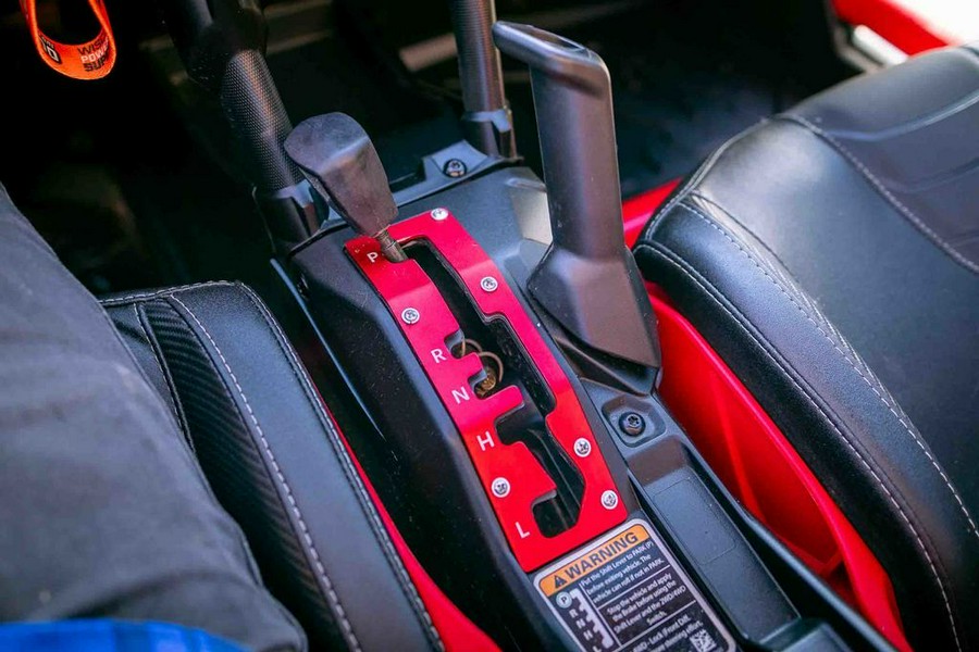 2025 Can-Am® Maverick X3 X DS Turbo RR With Smart-Shox Fiery Red & Hyper Silver