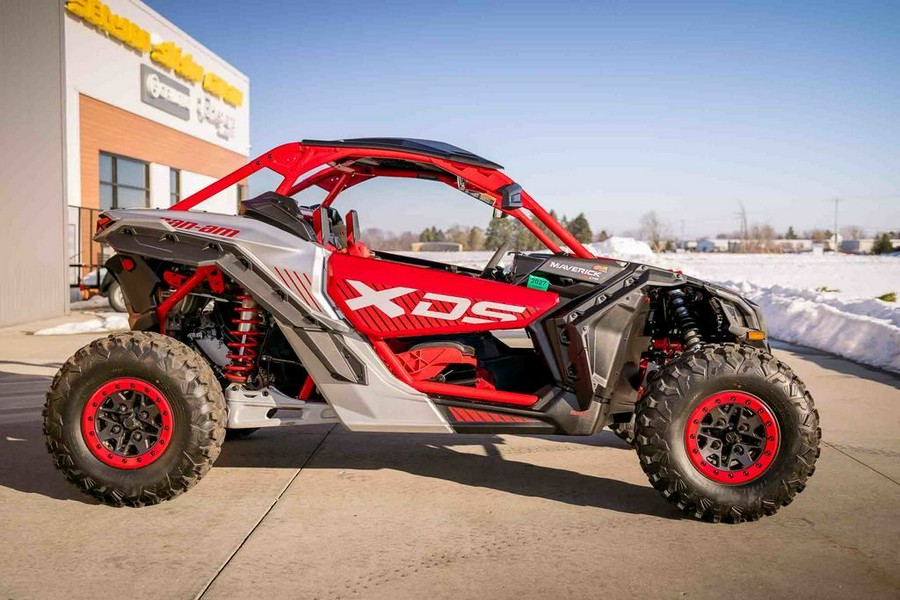 2025 Can-Am® Maverick X3 X DS Turbo RR With Smart-Shox Fiery Red & Hyper Silver