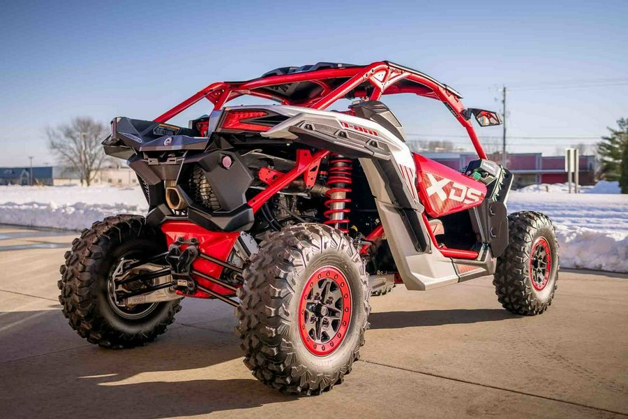 2025 Can-Am® Maverick X3 X DS Turbo RR With Smart-Shox Fiery Red & Hyper Silver
