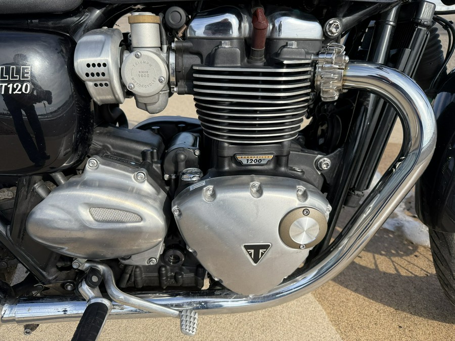 2020 Triumph Bonneville T120