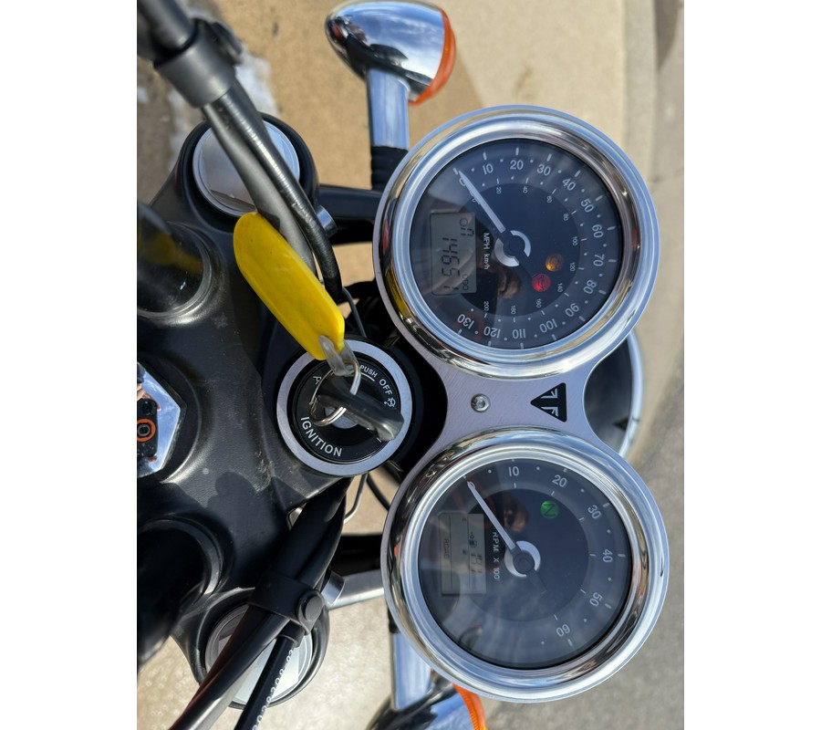 2020 Triumph Bonneville T120