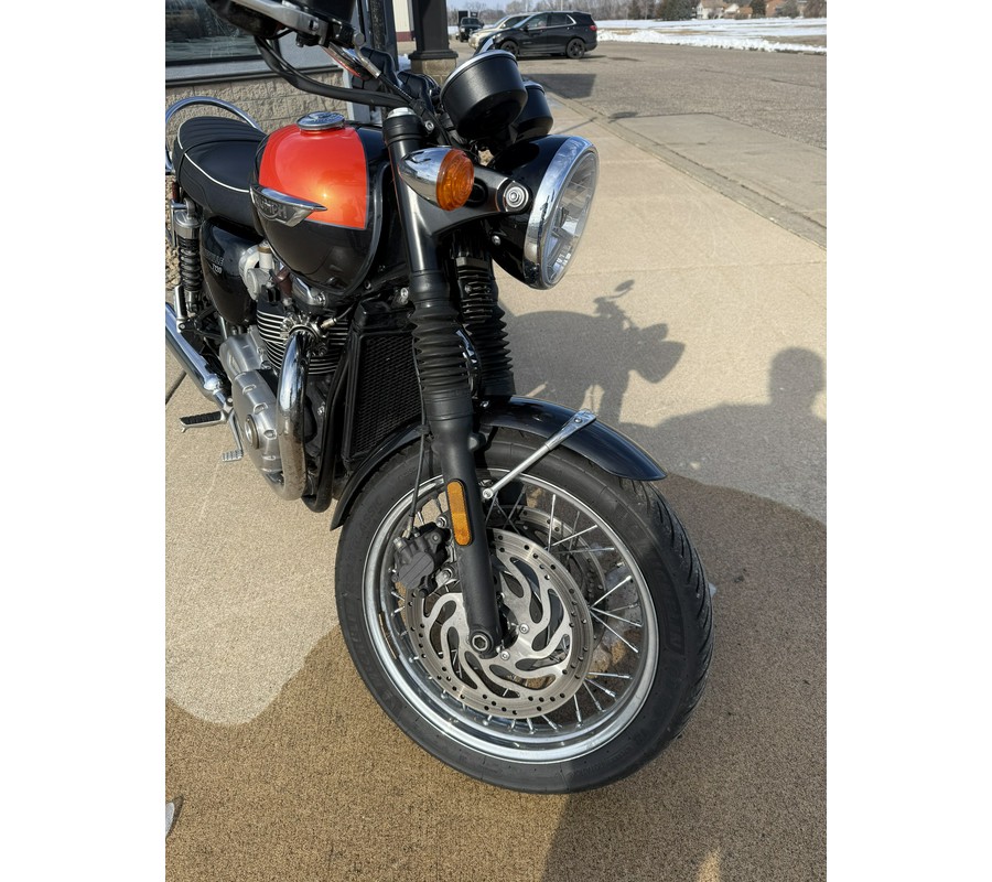 2020 Triumph Bonneville T120