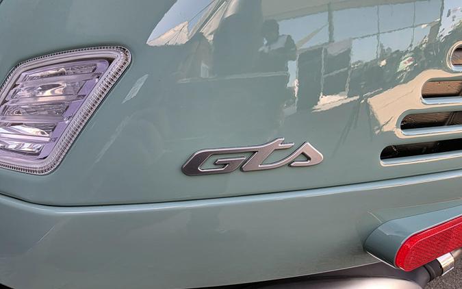 2027 Vespa GTS 310 80th Anniversary