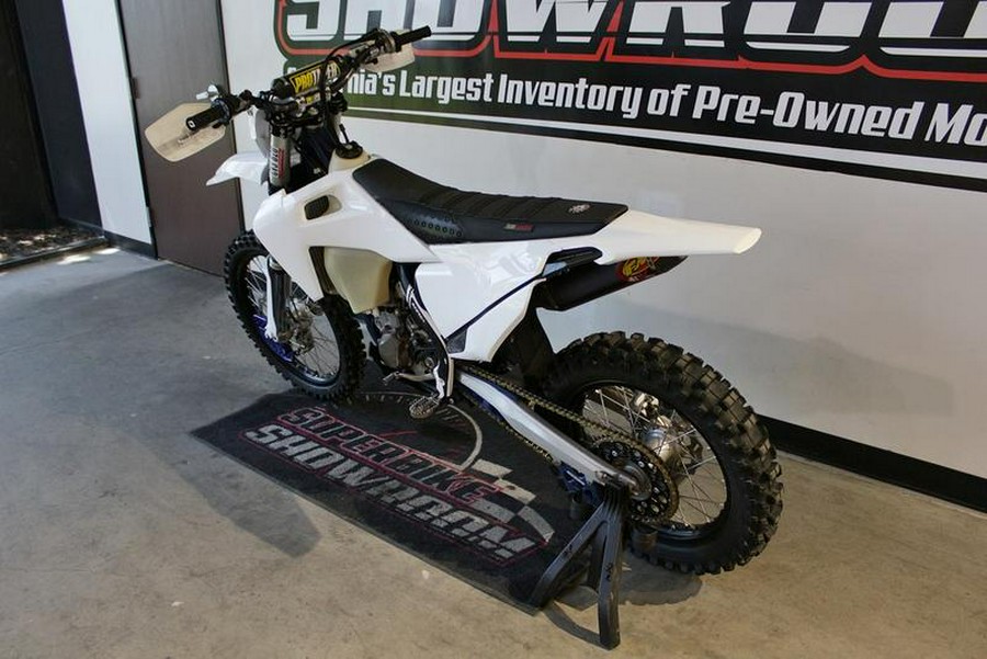 2019 Husqvarna® FX 450