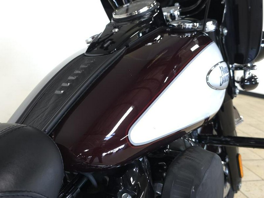 2021 Harley-Davidson® FLHCS - Heritage Classic 114