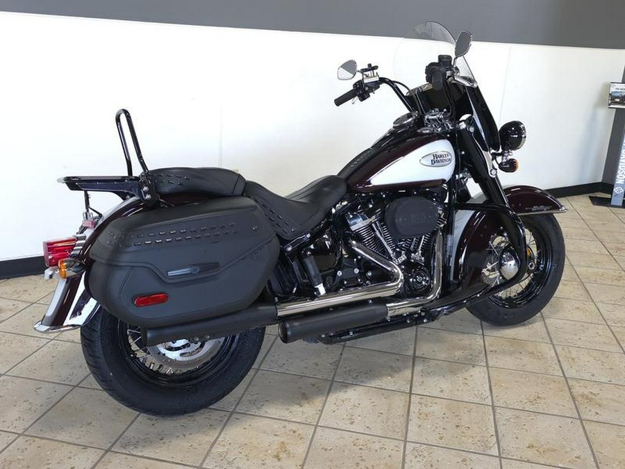 2021 Harley-Davidson® FLHCS - Heritage Classic 114