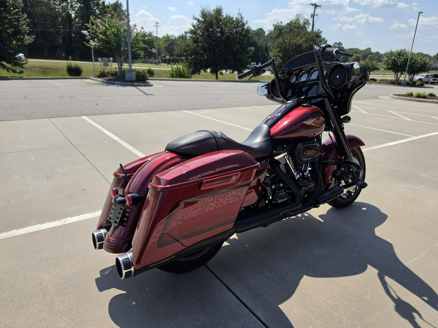 2023 FLHXSANV Heirloom Red Fade