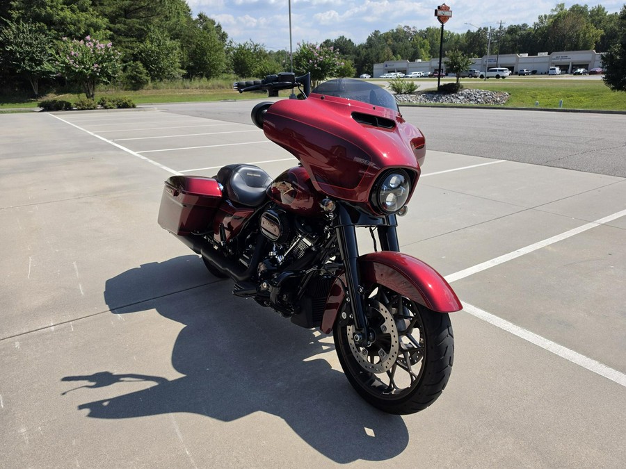 2023 FLHXSANV Heirloom Red Fade