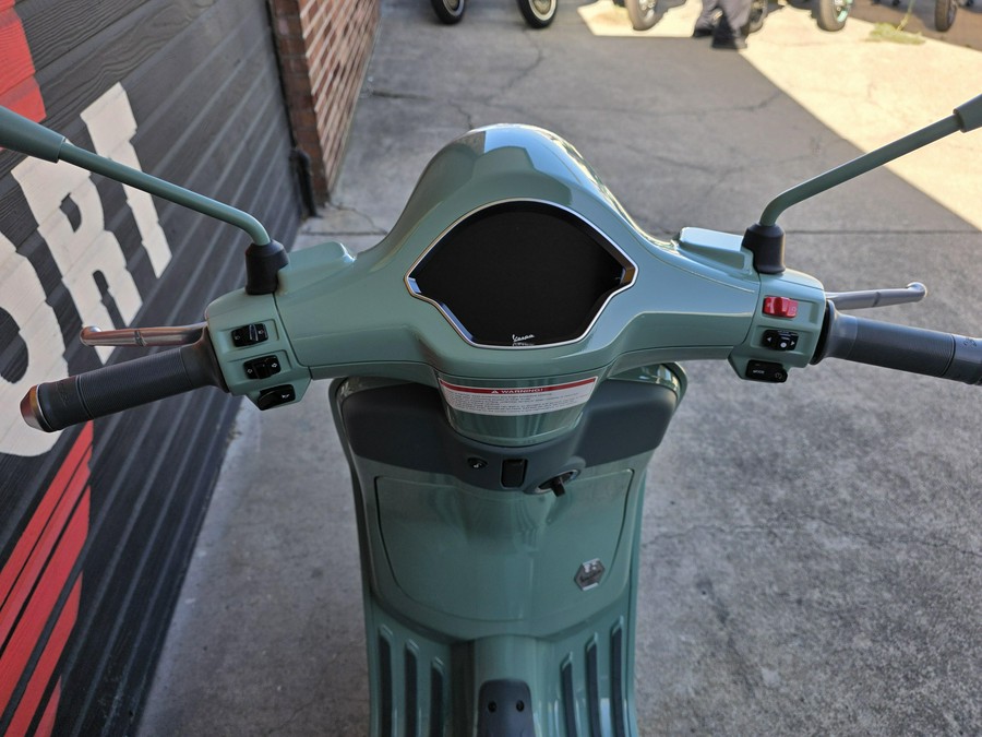 2027 Vespa Primavera 150 80th Anniversary