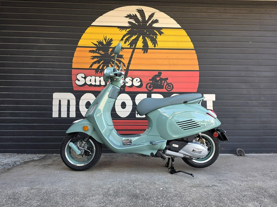 2027 Vespa Primavera 150 80th Anniversary
