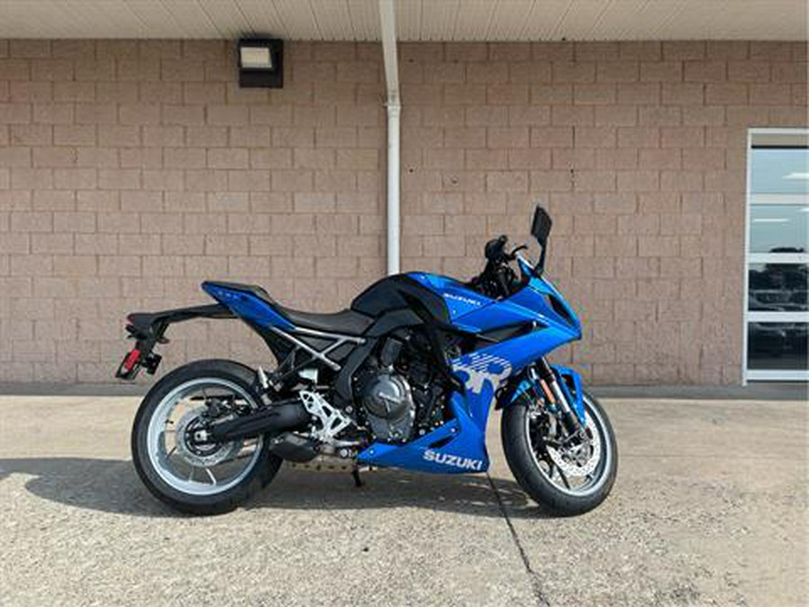 2025 Suzuki GSX-8R