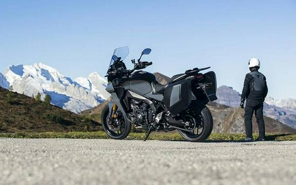 2024 Yamaha TRACER 9 GT+