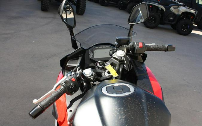 2025 Kawasaki Ninja® 500 ABS Passion Red/Metallic Flat Spark Black