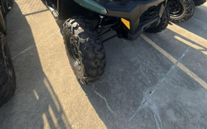 2026 Can-Am Defender HD7