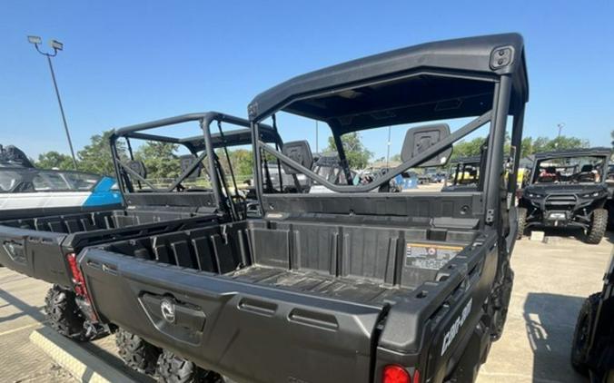 2026 Can-Am Defender HD7