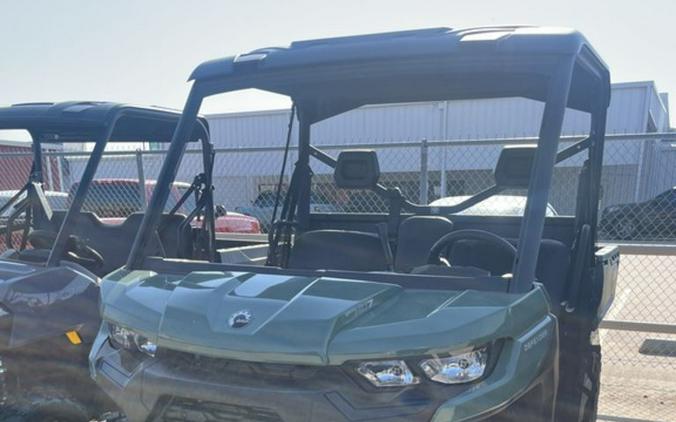 2026 Can-Am Defender HD7