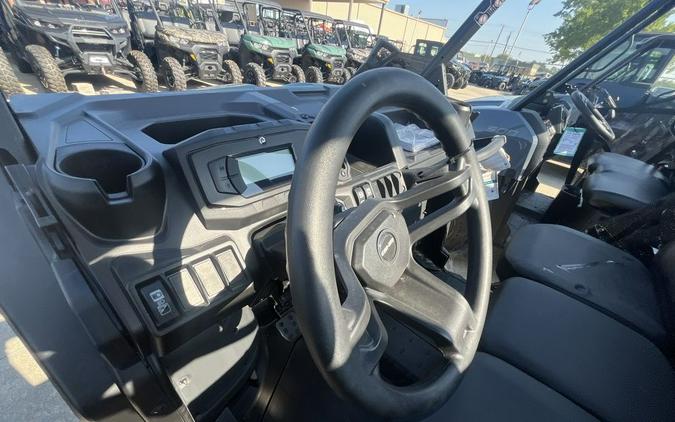 2026 Can-Am Defender HD7