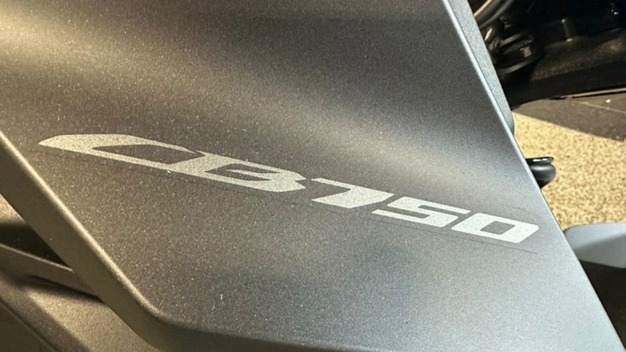 2025 Honda CB750 Hornet