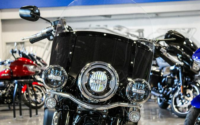 2025 Harley-Davidson Softail FLHC - Heritage Classic