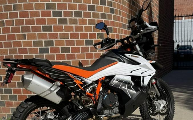 2020 KTM Adventure 790 R