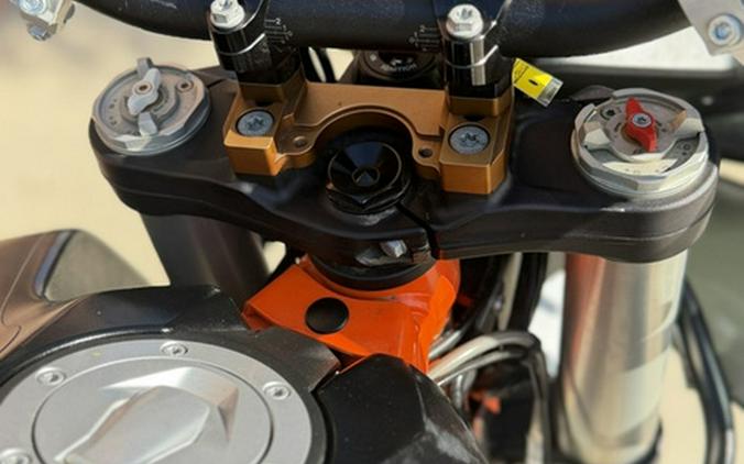 2020 KTM Adventure 790 R