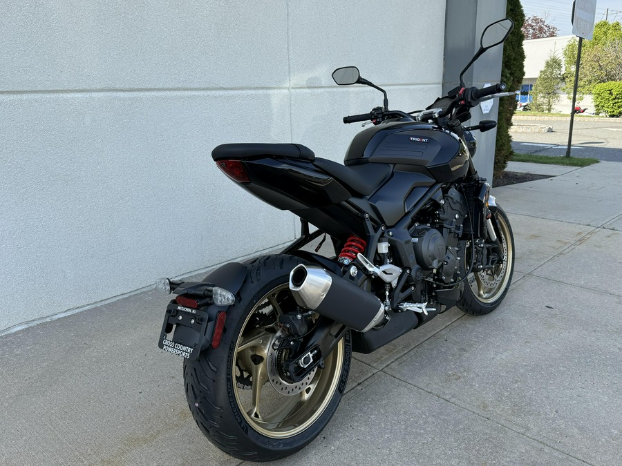 2026 Triumph TRIDENT 800