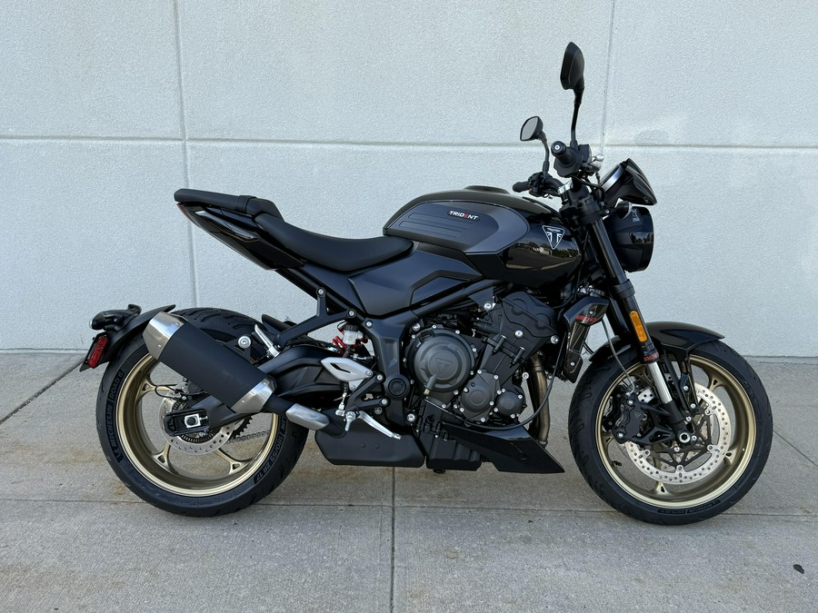 2026 Triumph TRIDENT 800