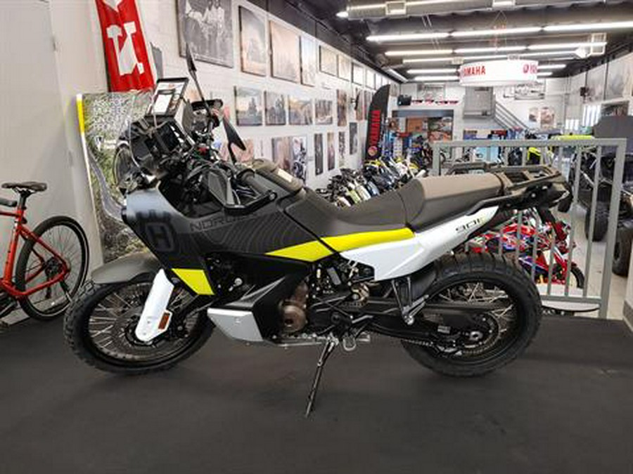 2023 Husqvarna Norden 901