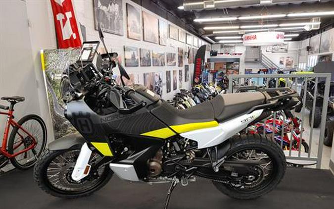 2023 Husqvarna Norden 901