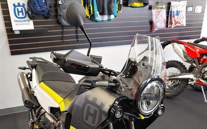 2023 Husqvarna Norden 901