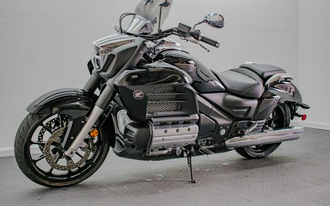 2014 Honda Gold Wing® Valkyrie®