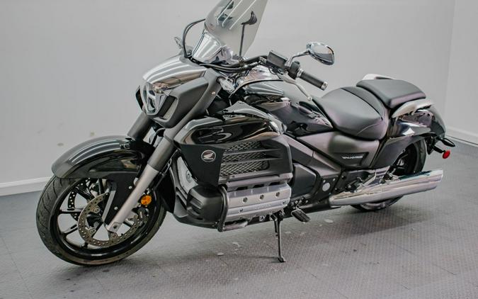 2014 Honda Gold Wing® Valkyrie®