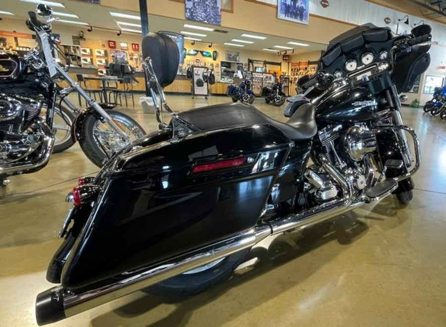 2011 Harley-Davidson® FLHX103 - Street Glide® PowerPak