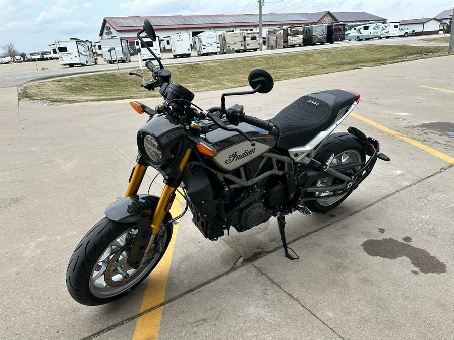 2023 Indian FTR R Carbon