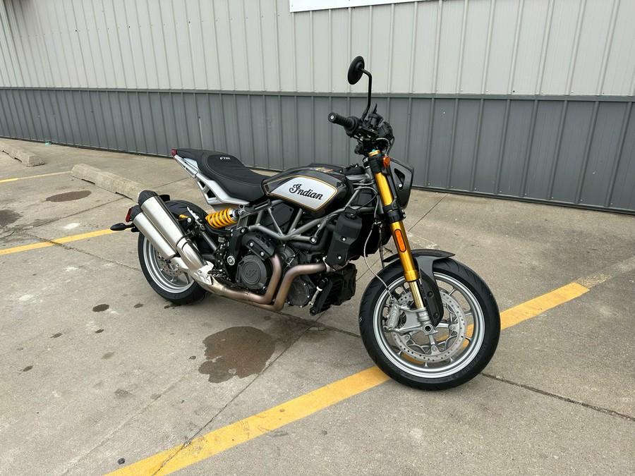 2023 Indian FTR R Carbon