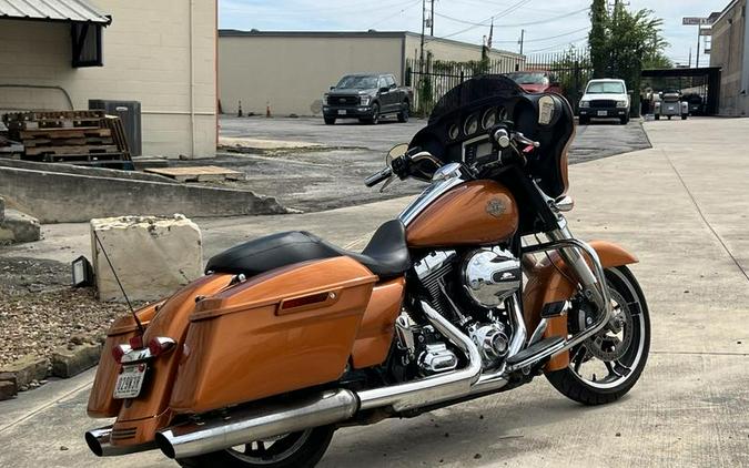 2016 Harley-Davidson® FLHX - Street Glide®